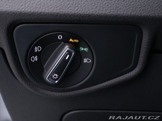 Volkswagen Touran 2,0 TDI 110kW DSG 1.Maj D 2021