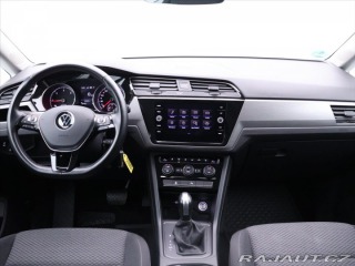 Volkswagen Touran 2,0 TDI 110kW DSG 1.Maj D 2021