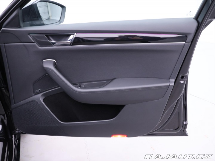 Škoda Superb 2,0 TDI 110kW DSG L&K 2022