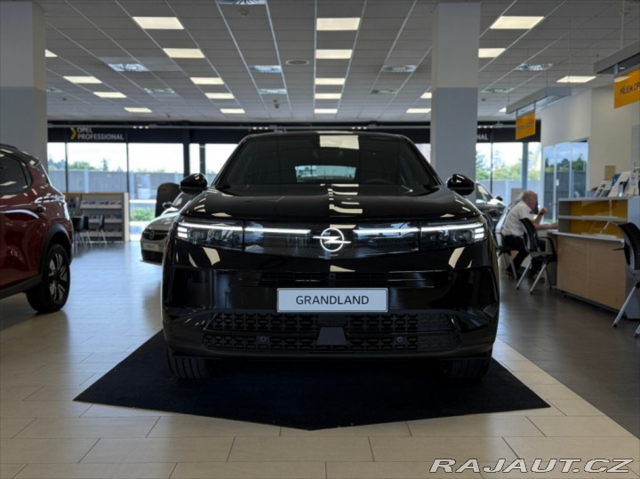 Opel Grandland 1.2 GS 1.2 TURBO 107 kW e 2025