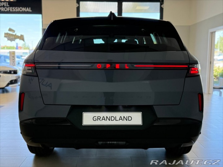 Opel Grandland 1.2 GS 1.2 TURBO 107 kW e 2025
