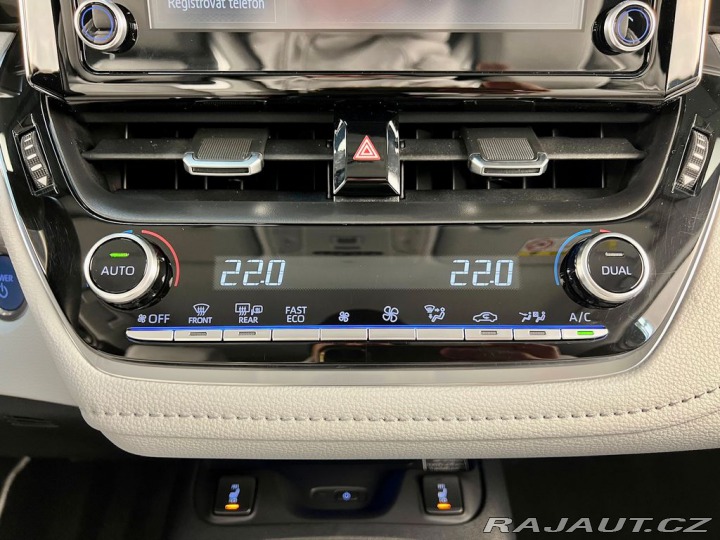 Toyota Corolla 2.0 Hybrid e-CVT Executiv 2020