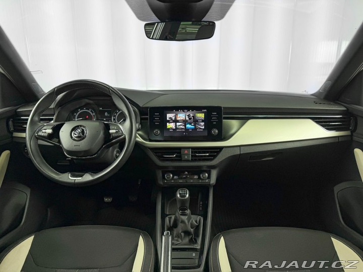 Škoda Kamiq 1.5 TSI STYLE, LED, KEYLE 2021