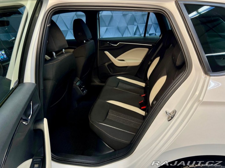 Škoda Kamiq 1.5TSI STYLE, LED, KEYLES 2021