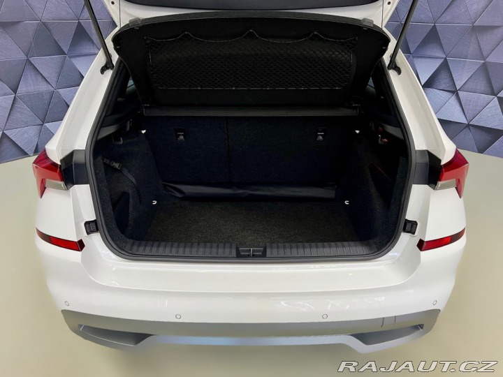 Škoda Kamiq 1.5TSI STYLE, LED, KEYLES 2021