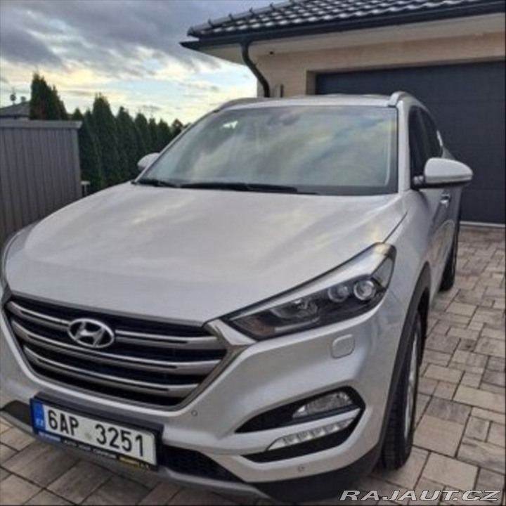 Hyundai Tucson 2,0 CRDi automat 4x4 90 1800