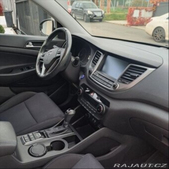 Hyundai Tucson 2,0 CRDi automat 4x4 90 1800