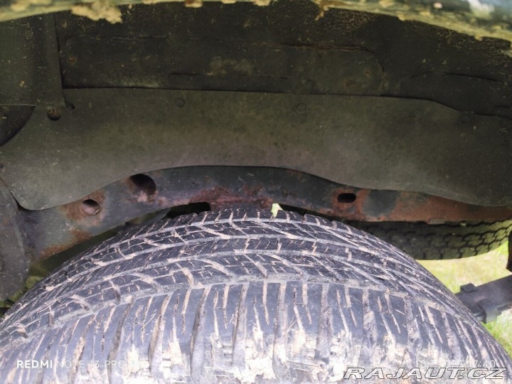 Mitsubishi L200 2005