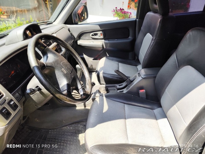 Mitsubishi L200 2005