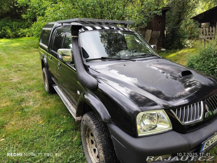 Mitsubishi L200 2005