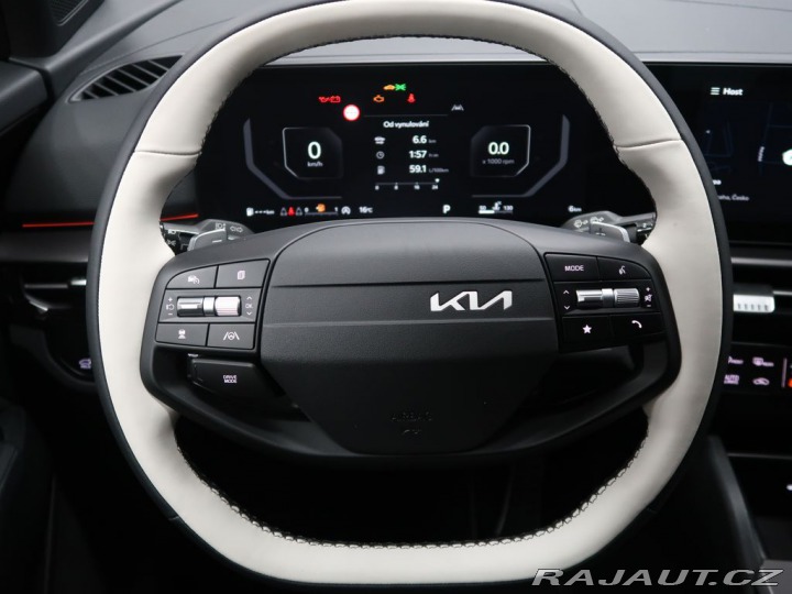 Kia Sportage GT-line 4x2 - Vůz ve výro 2026