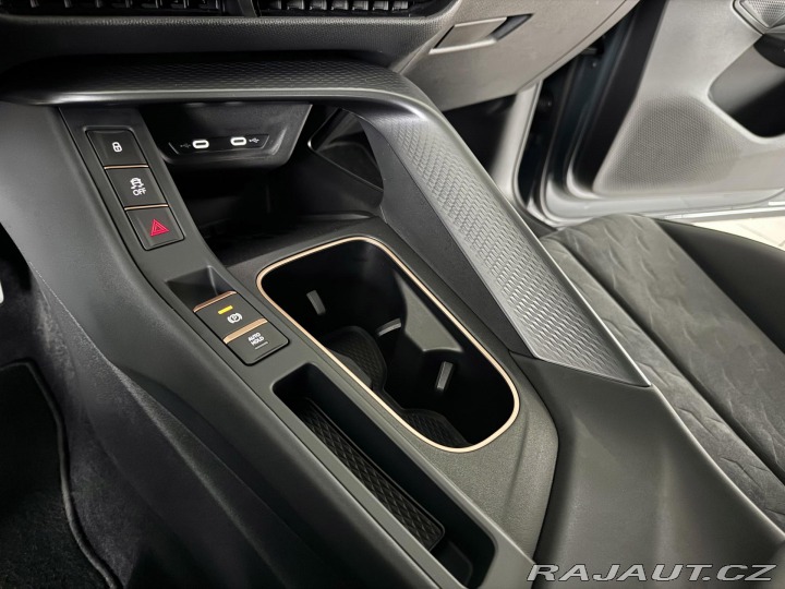 Cupra Terramar 2,0TSI VZ 265*4x4*Matrix* 2025