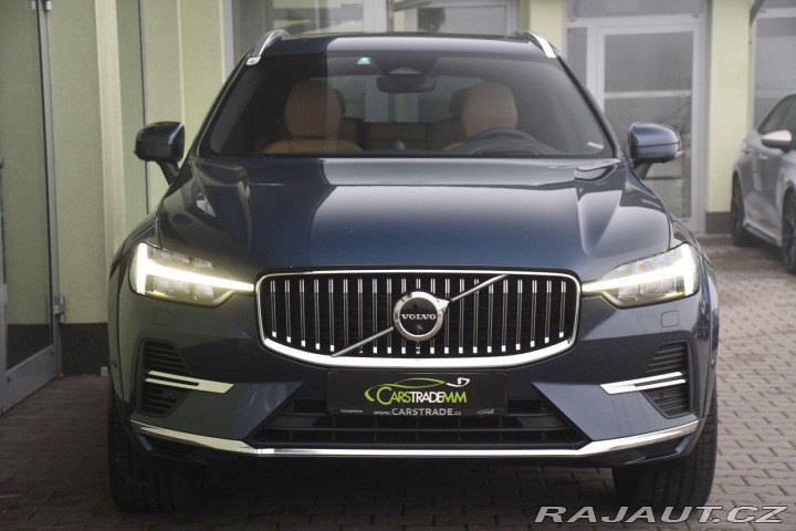 Volvo XC60 T8 RECHARGE AWD REZERVACE 2022