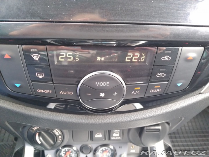 Nissan Navara NP300 2.3 dCi 4WD DOUBLE 2016