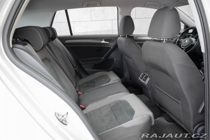 Volkswagen Golf 1.0 TSI 2xPNEU*KAMERA*ACC 2019