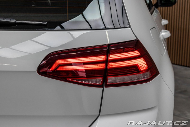 Volkswagen Golf 1.0 TSI 2xPNEU*KAMERA*ACC 2019