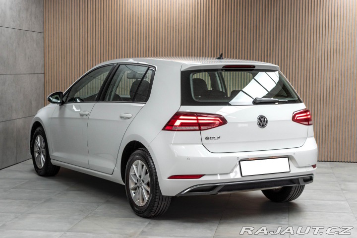 Volkswagen Golf 1.0 TSI 2xPNEU*KAMERA*ACC 2019
