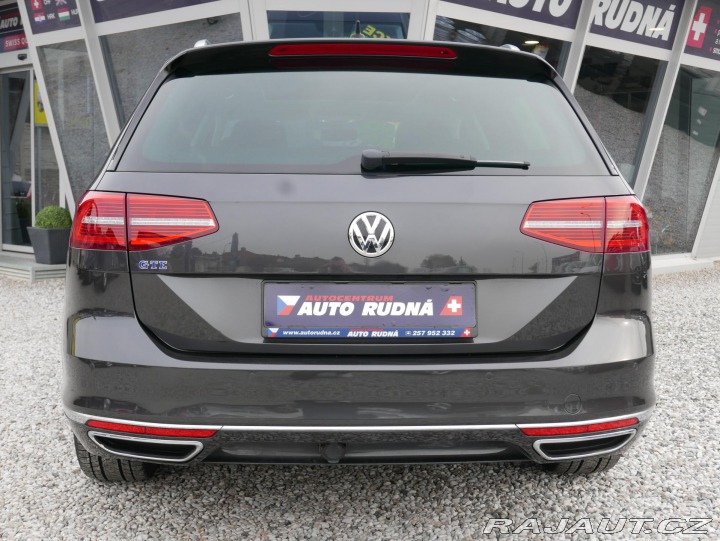 Volkswagen Passat 1,4 TSI GTE REZERVACE 2018