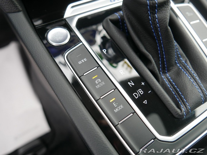 Volkswagen Passat 1,4 TSI GTE REZERVACE 2018