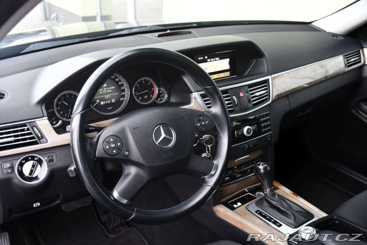 Mercedes-Benz E 220CDI ELEGANCE 125kW 2010