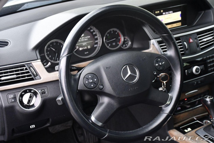 Mercedes-Benz E 220CDI ELEGANCE 125kW 2010