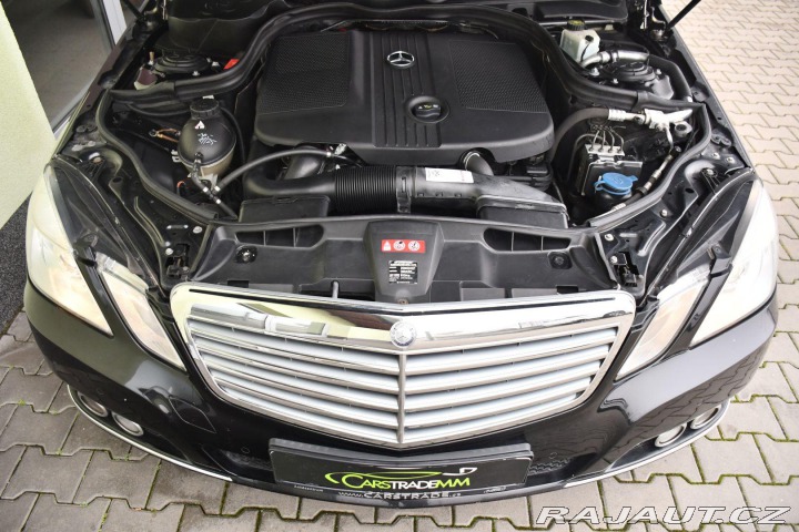 Mercedes-Benz E 220CDI ELEGANCE 125kW 2010