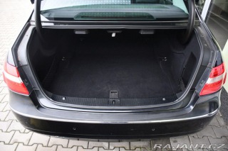Mercedes-Benz E 220CDI ELEGANCE 125kW 2010