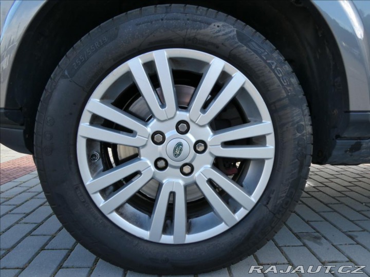 Land Rover Discovery 3,0 SDV6, HSE,2.Maj,ČR,7- 2011