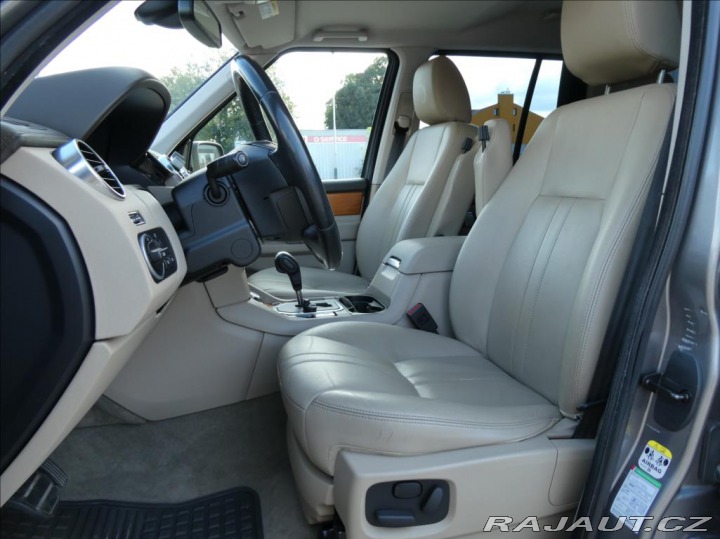 Land Rover Discovery 3,0 SDV6, HSE,2.Maj,ČR,7- 2011