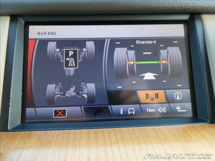 Land Rover Discovery 3,0 SDV6, HSE,2.Maj,ČR,7- 2011