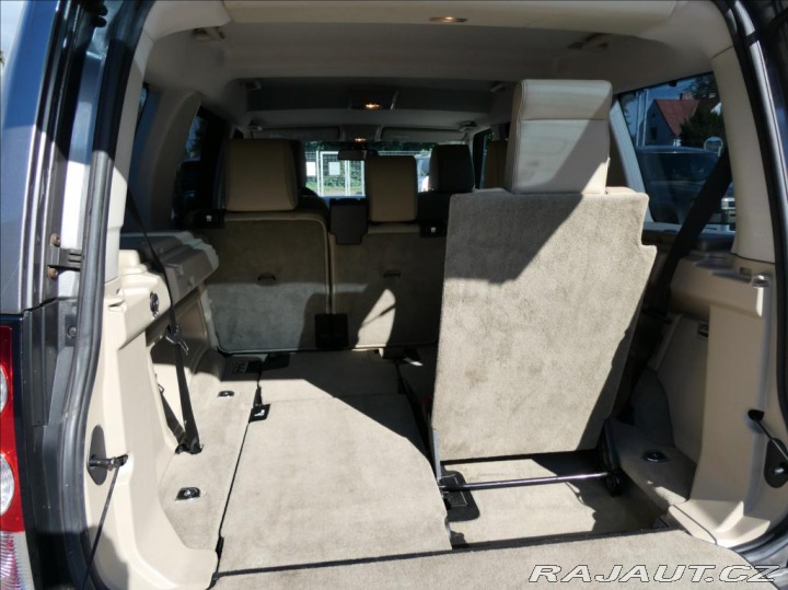Land Rover Discovery 3,0 SDV6, HSE,2.Maj,ČR,7- 2011