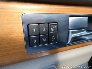 Land Rover Discovery 3,0 SDV6, HSE,2.Maj,ČR,7- 2011