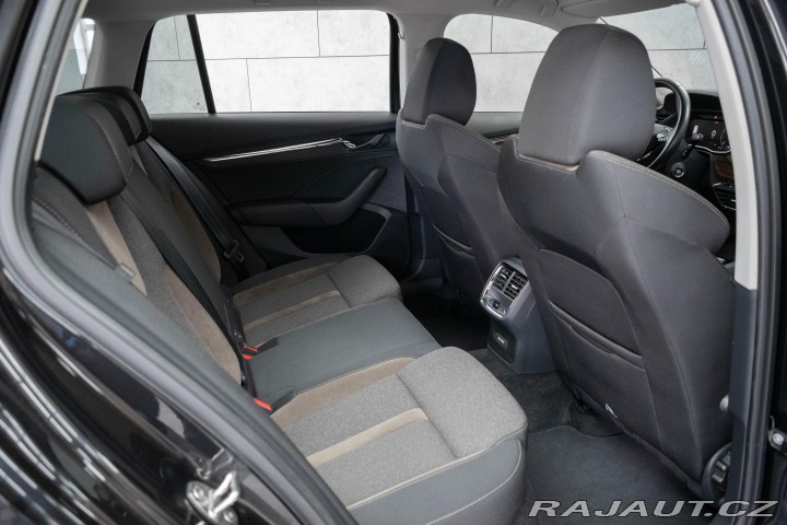 Škoda Octavia SCOUT 2.0TSI*REZERVACE* 2022