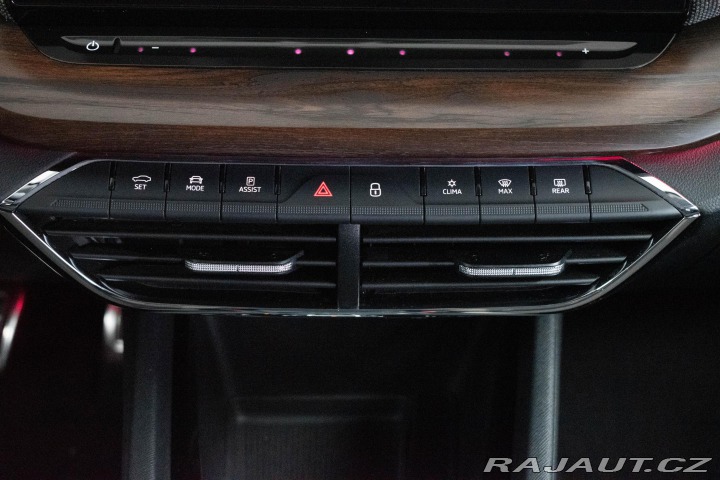 Škoda Octavia SCOUT 2.0TSI*REZERVACE* 2022