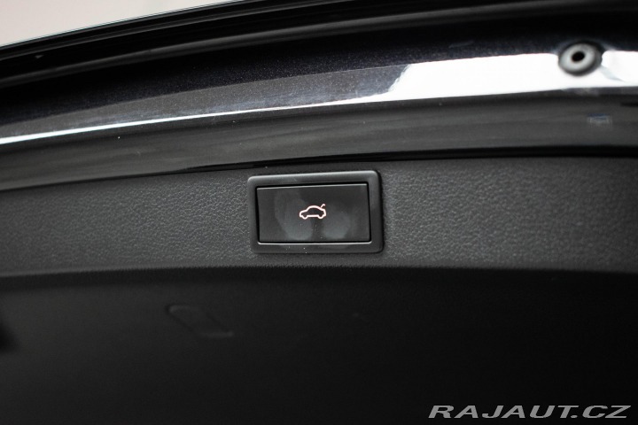 Škoda Octavia SCOUT 2.0TSI 4x4 TAŽNÉ*ČR 2022