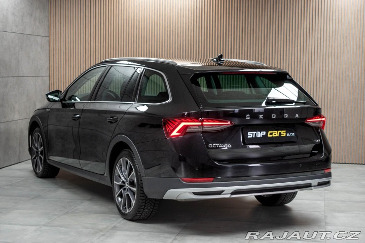 Škoda Octavia SCOUT 2.0TSI*REZERVACE* 2022
