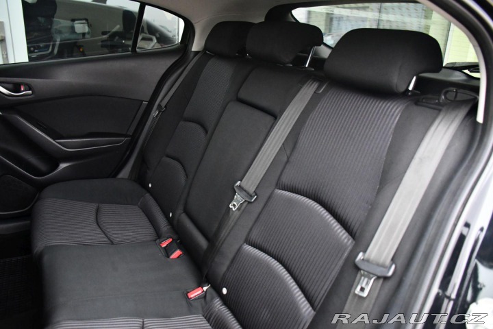 Mazda 3 SP/G120/AT/ATTRACTION/2KO 2015