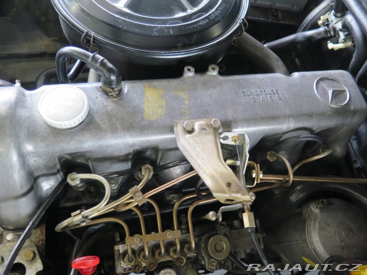 Mercedes-Benz 123 3.0D pohřební vůz, TOP ST 1983