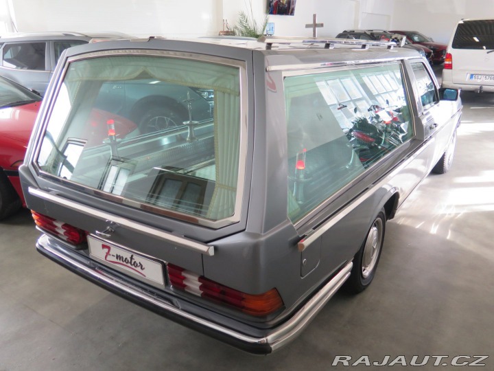 Mercedes-Benz 123 3.0D pohřební vůz, TOP ST 1983