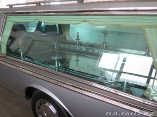 Mercedes-Benz 123 3.0D pohřební vůz, TOP ST 1983