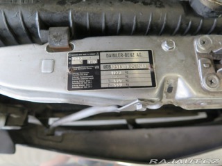 Mercedes-Benz 123 3.0D pohřební vůz, TOP ST 1983