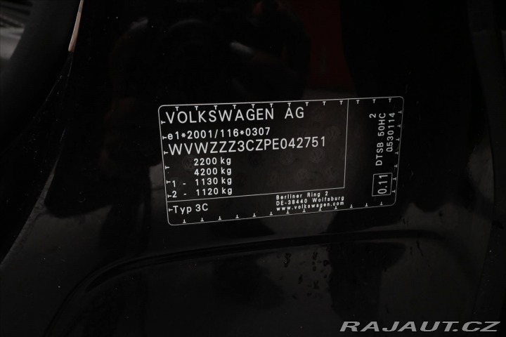 Volkswagen Passat 2,0 TDI 110 kW DSG Busine 2023
