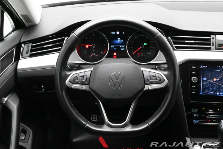 Volkswagen Passat 2,0 TDI 110 kW DSG Busine 2023