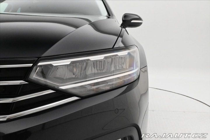 Volkswagen Passat 2,0 TDI 110 kW DSG Busine 2023