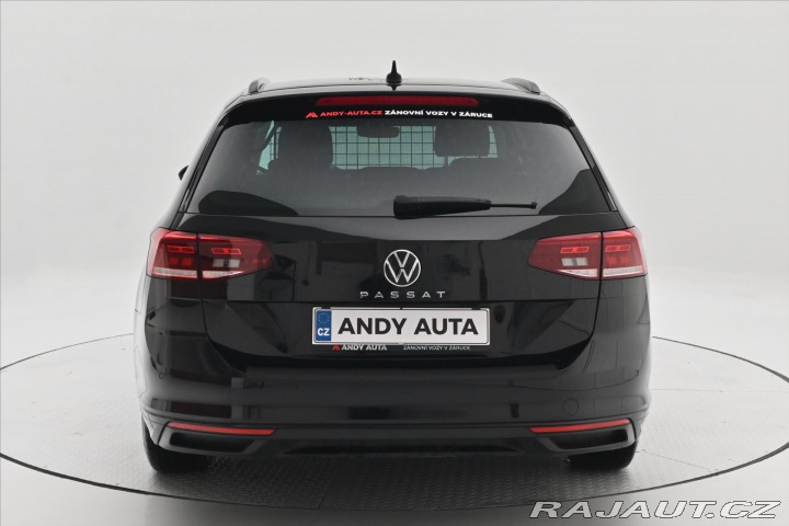 Volkswagen Passat 2,0 TDI 110 kW DSG Busine 2023