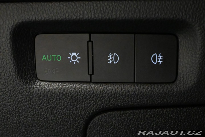 Škoda Octavia 2,0 TDI 110kW AMBITION Zá 2022