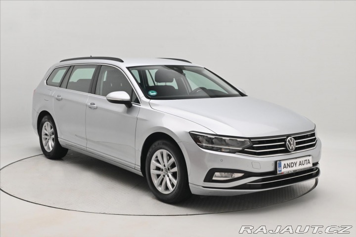 Volkswagen Passat 2,0 TDI 110 kW DSG Busine 2022