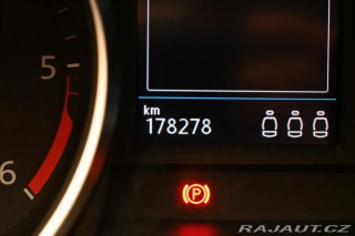 Volkswagen Passat 2,0 TDI 110 kW DSG Busine 2022