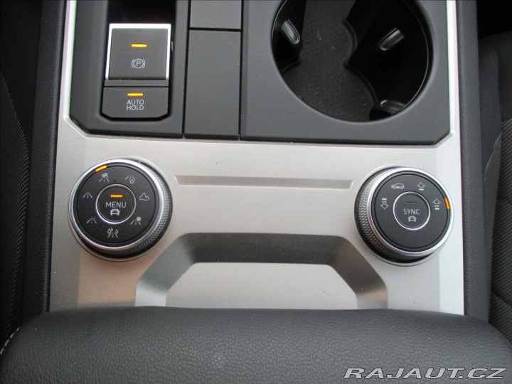 Volkswagen Touareg 3,0 TDi 170kw NOMAD CZaut 2023