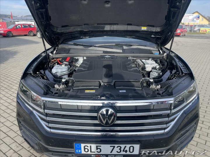 Volkswagen Touareg 3,0 TDi 170kw NOMAD CZaut 2023